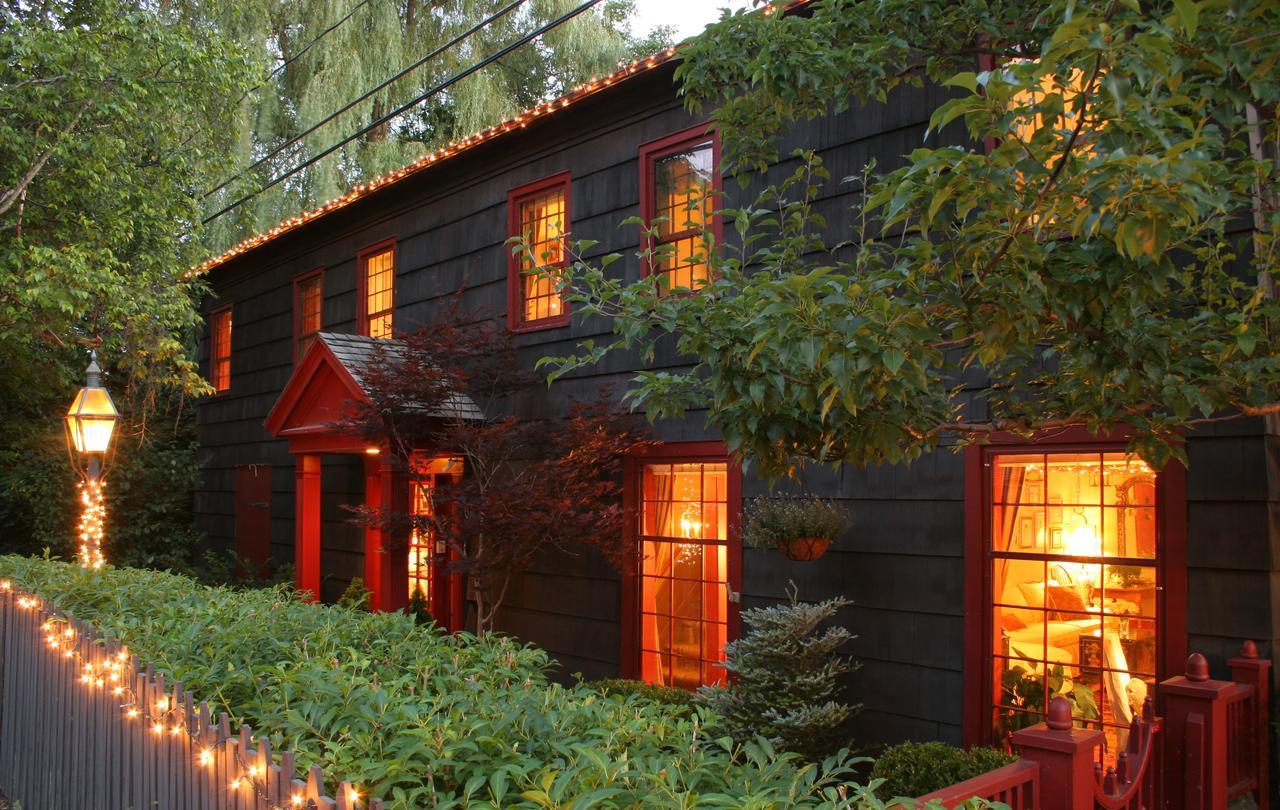 1795 Acorn Inn Bed And Breakfast Canandaigua Exterior photo
